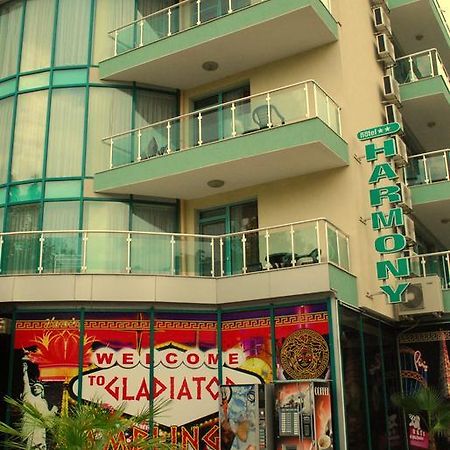 Hotel Harmony Pantai Sunny Bagian luar foto