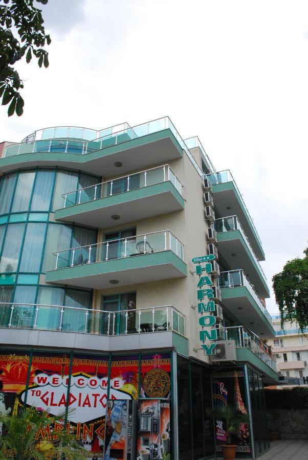Hotel Harmony Pantai Sunny Bagian luar foto