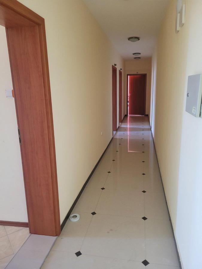Hotel Harmony Pantai Sunny Bagian luar foto