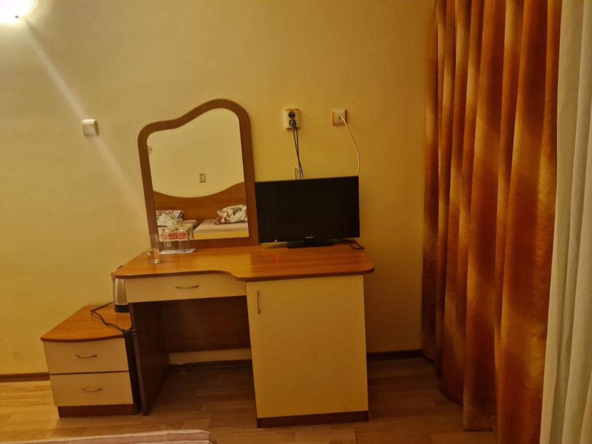 Hotel Harmony Pantai Sunny Bagian luar foto