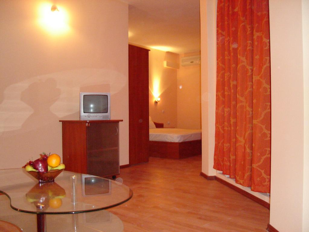 Hotel Harmony Pantai Sunny Ruang foto