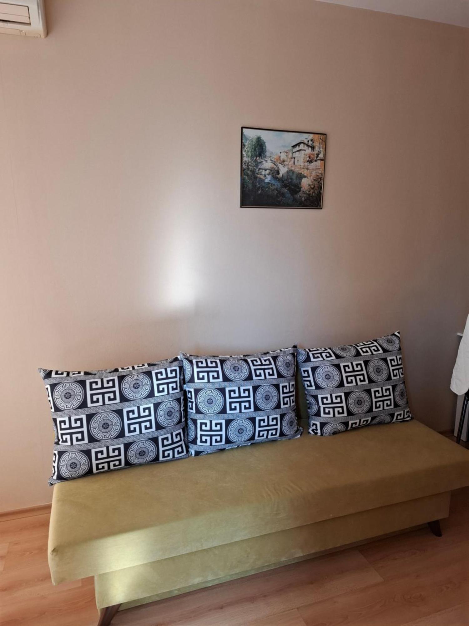 Hotel Harmony Pantai Sunny Bagian luar foto