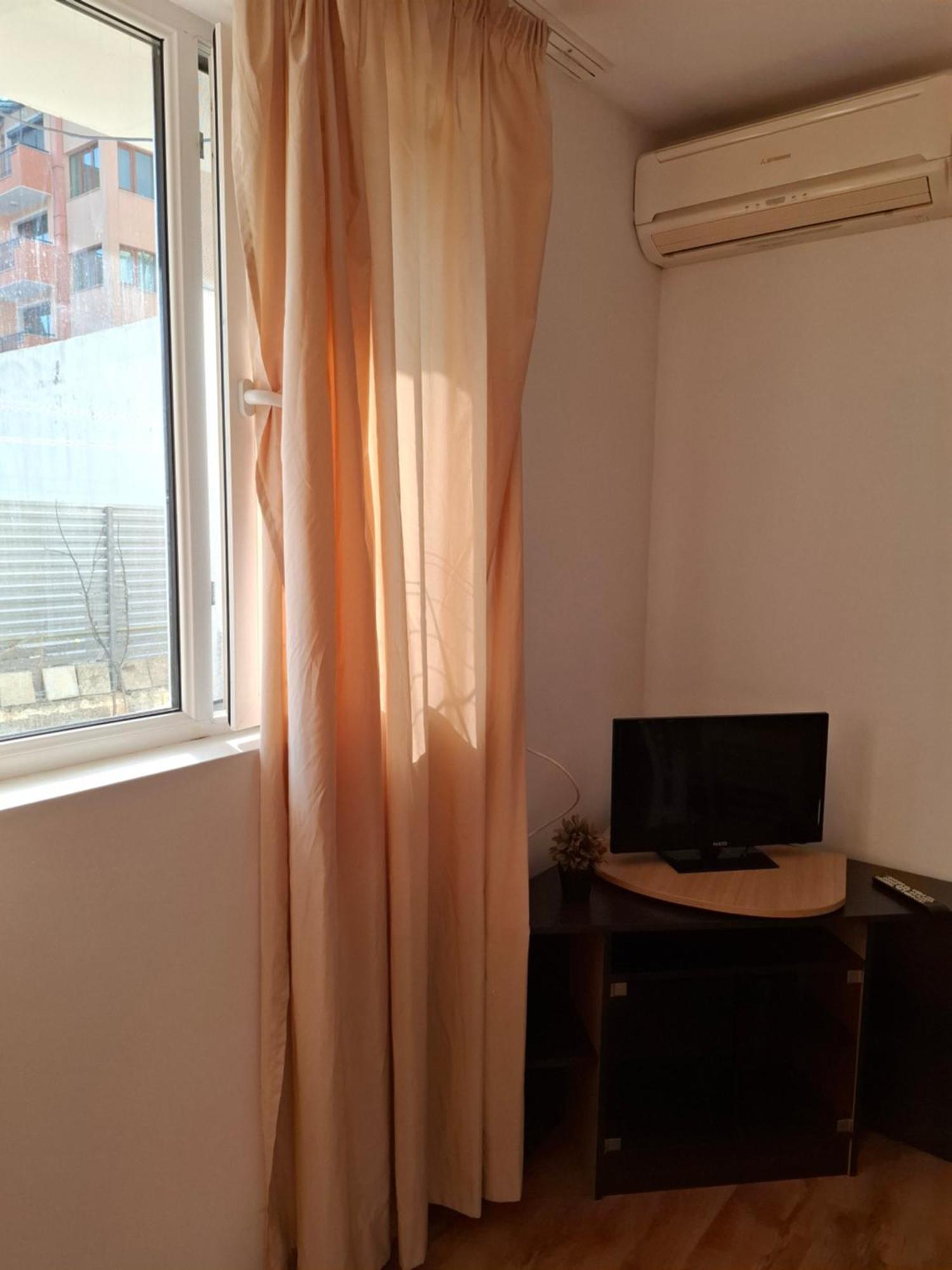 Hotel Harmony Pantai Sunny Bagian luar foto